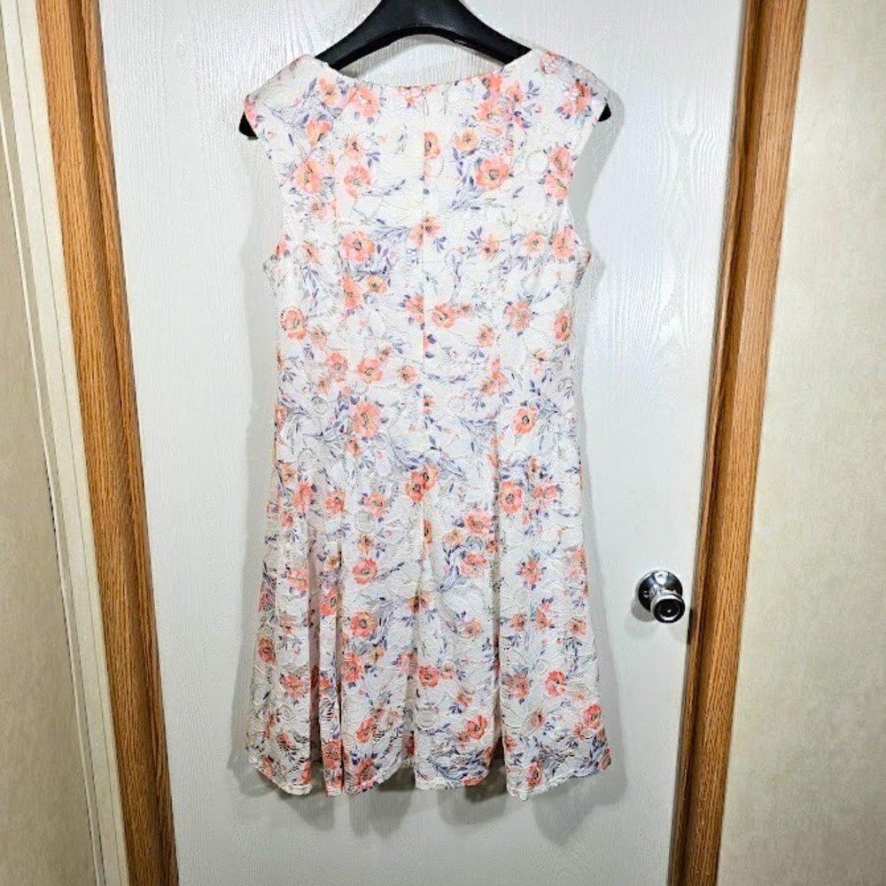 NWT LESLIE FAY Floral Dress size 12 IVORY PURPLE GREEN Lace Overlay Sleeveless - Picture 5 of 7